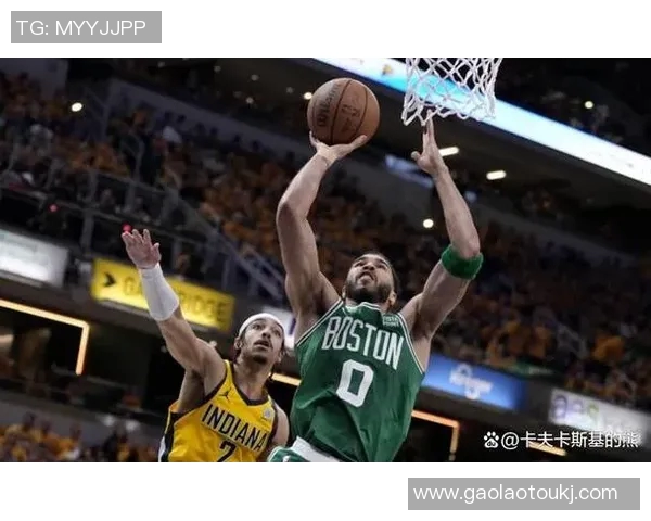 热火与凯尔特人激战正酣球迷期待精彩对决与逆转时刻