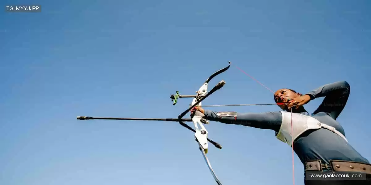 👟潮流单品，让运动成为时尚符号！